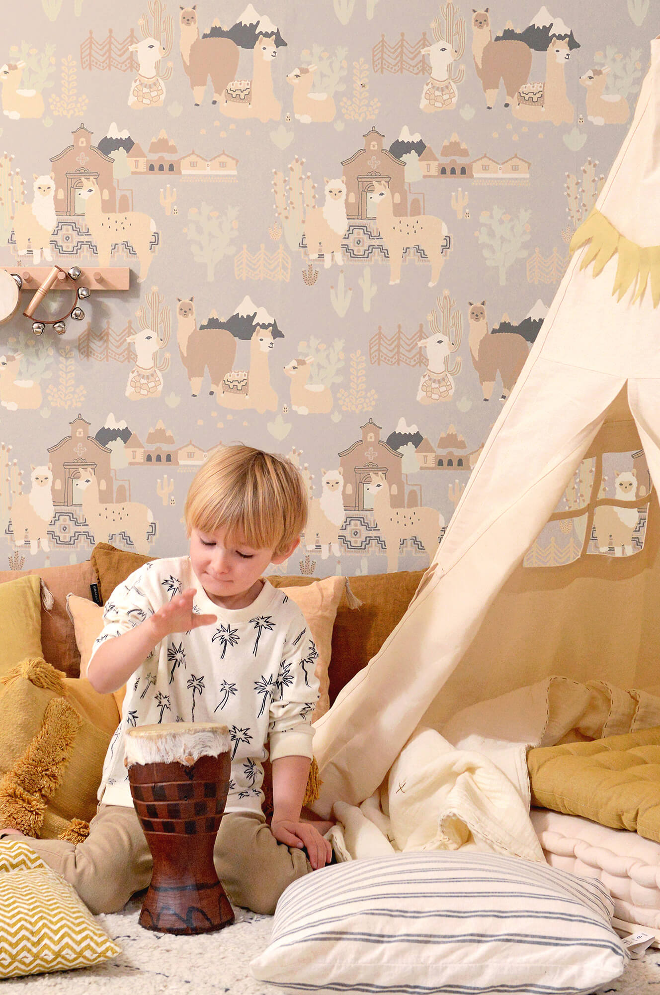 Majvillan - Lama Village Poetry