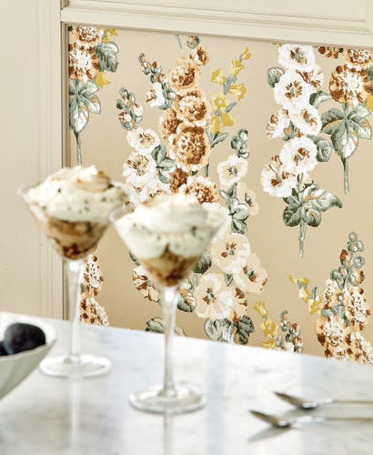 Sanderson - Hollyhocks Gold Metallic/ Sanderson One Sixty Wallp
