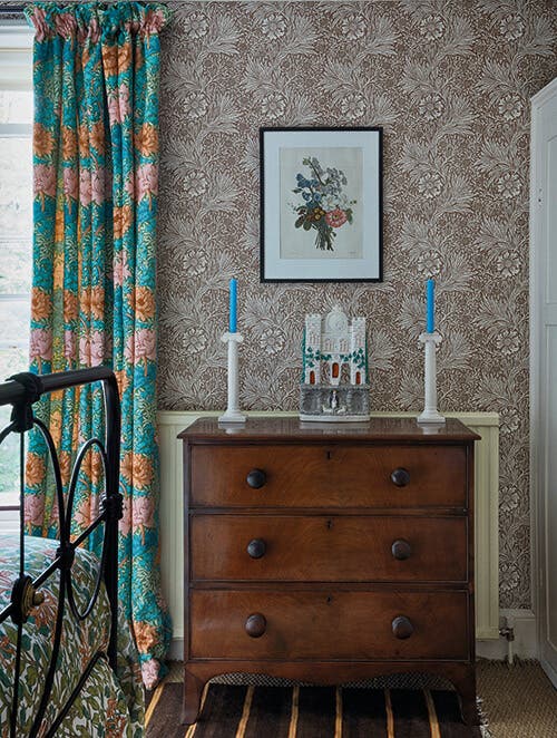 Marigold Chocolate/Cream Queen Square Wallpapers