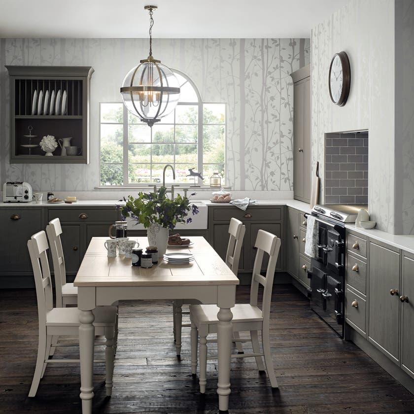 Laura Ashley vol. 1