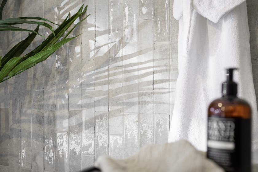 Arktis Ljusgrå blank 6x25