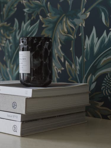 Boråstapeter - Treasured Thistle