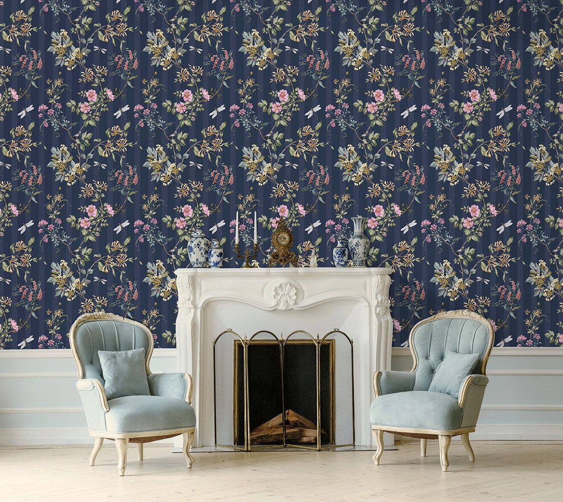 Intrade - Camberley Navy Multi Tales of the Manor Tapet