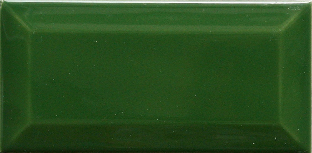 Teti Grön fasad 7,5x15