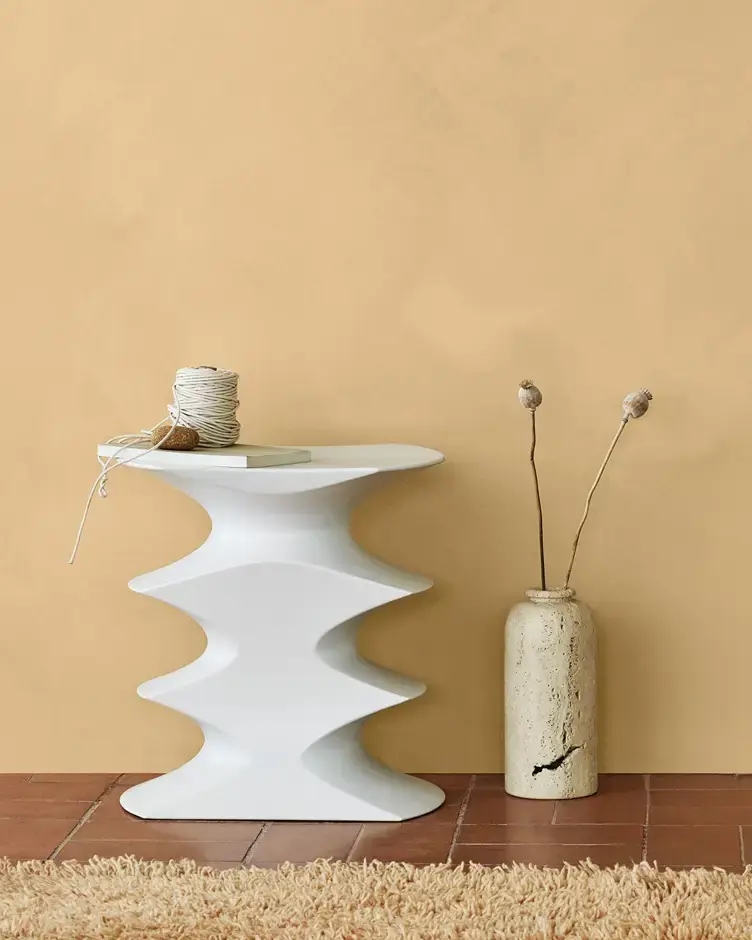 Gul Antik 1392 - Jotun Lady Pure Color