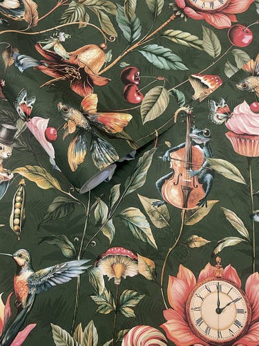 Intrade - Elysium Green Tales of the Manor Tapet