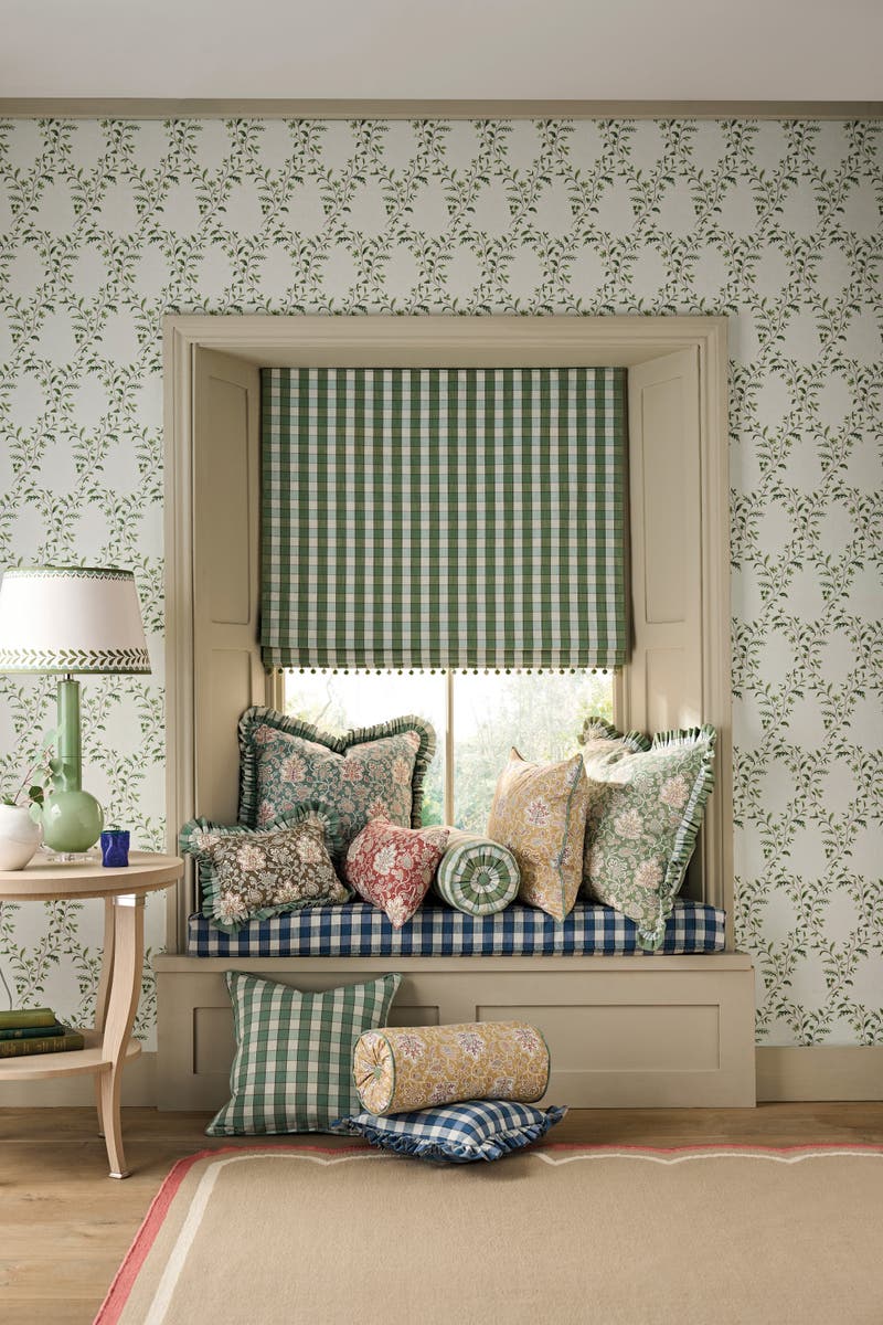 Nina Campbell - Hollingbourne Trellis Ivory Green