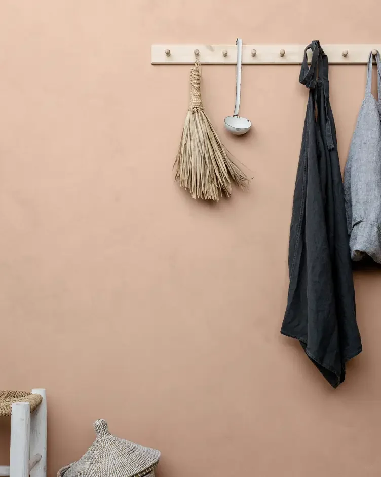 Blushing Peach 20047 - Jotun Lady Pure Color 10L