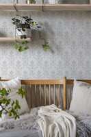 Hudiksvalls Teater, Vit Blommor&Blad