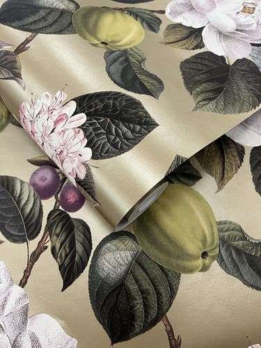 Intrade - Pendula Gilver Tales of the Manor Tapet