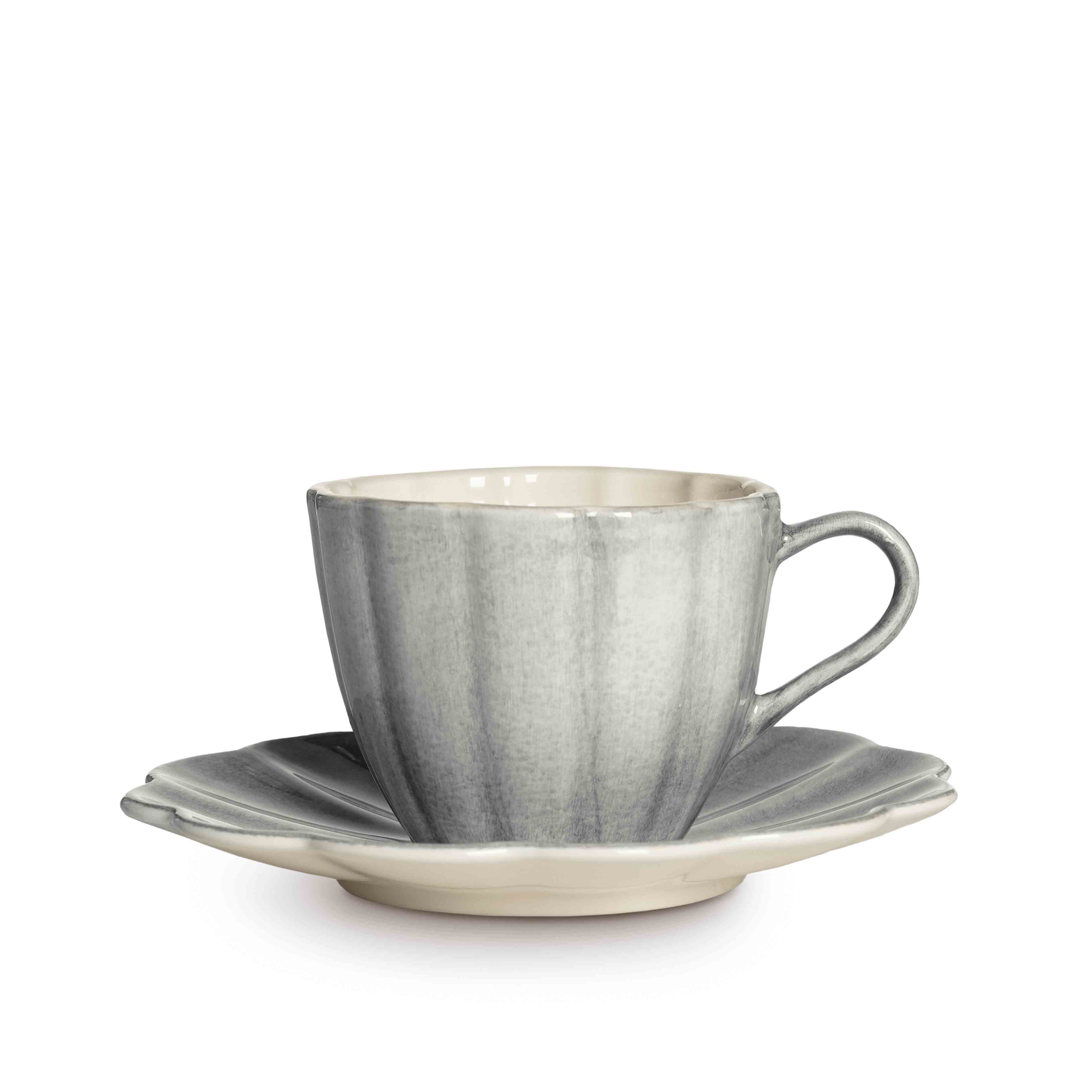 Oyster Kopp med fat 25 cl Grå