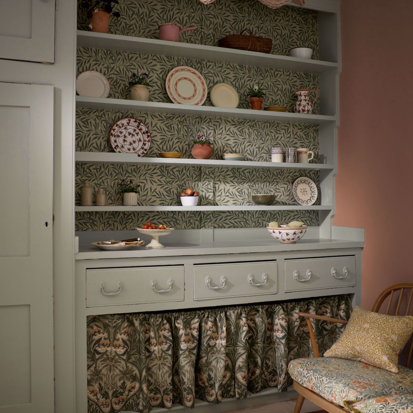 Morris & Co - Emerys Willow Herball Emery Walkers House Wall