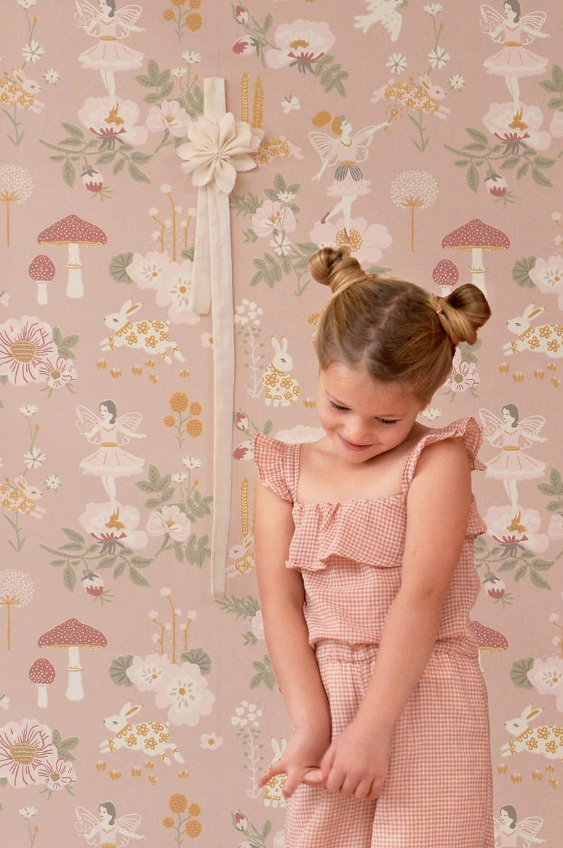 Majvillan - Old garden Poetry