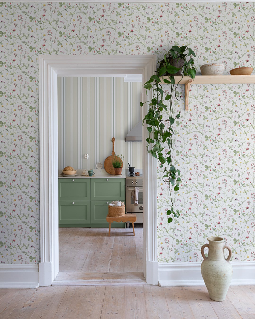 Midbec Tapeter - Julia