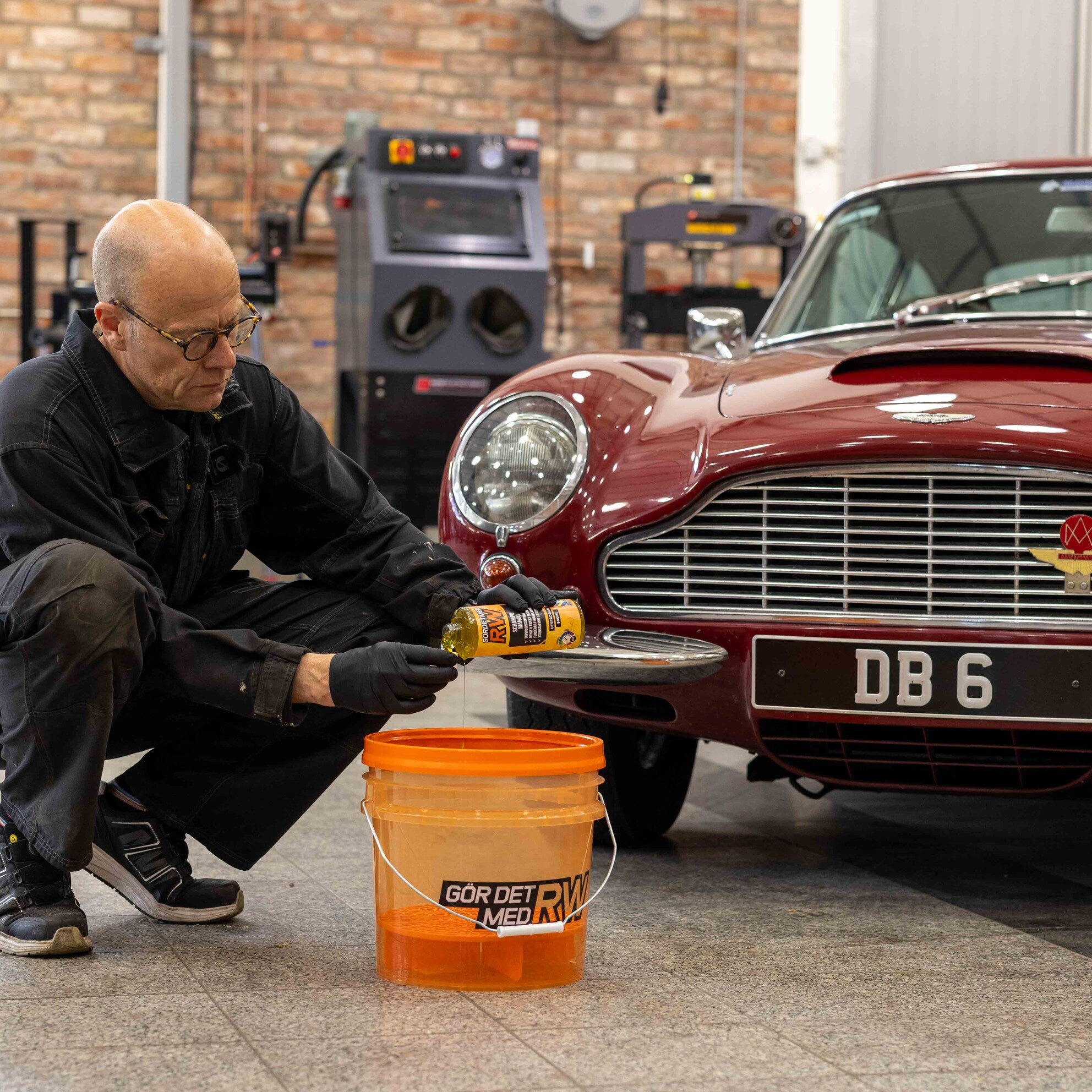 Tvätthink med Grit Guard RW - 16 L