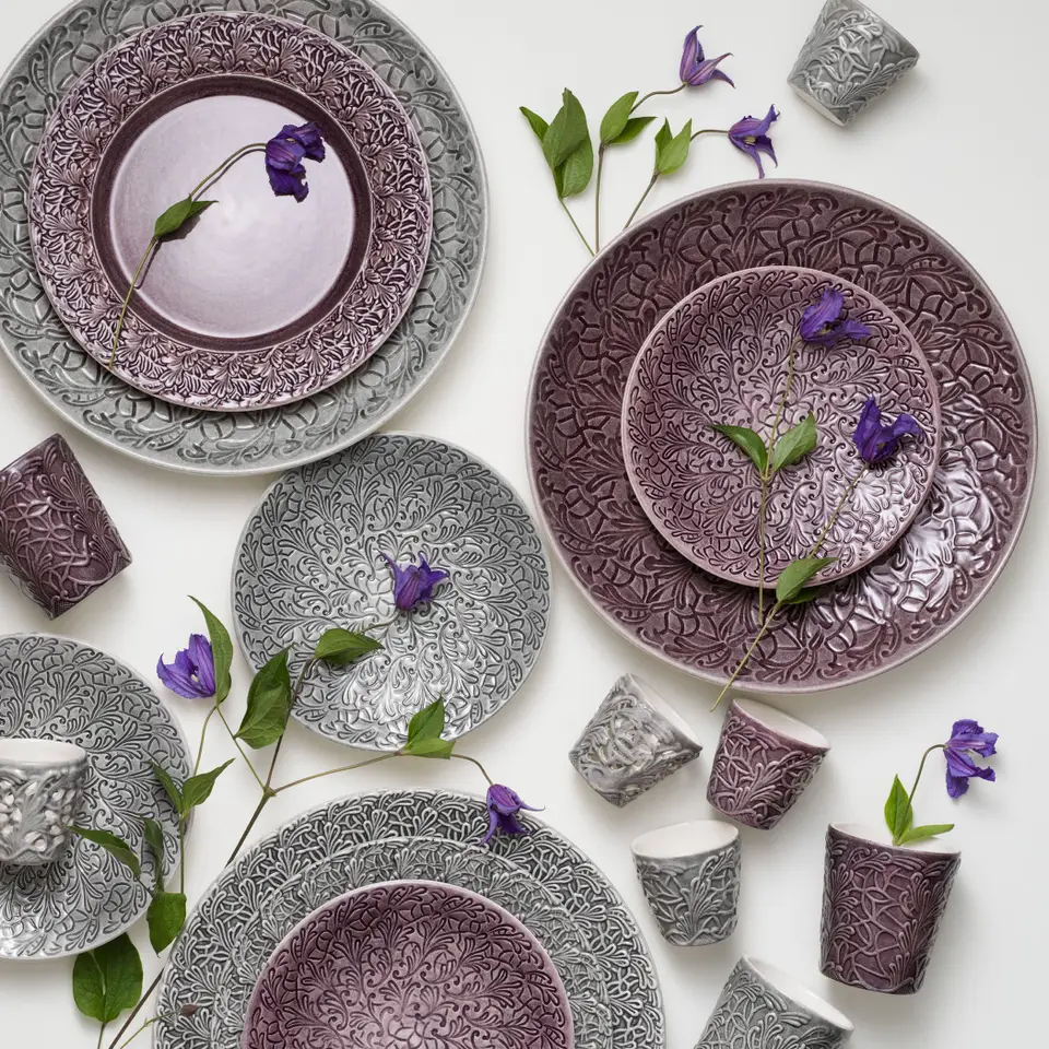 Lace Tallrik 25 cm Plommon