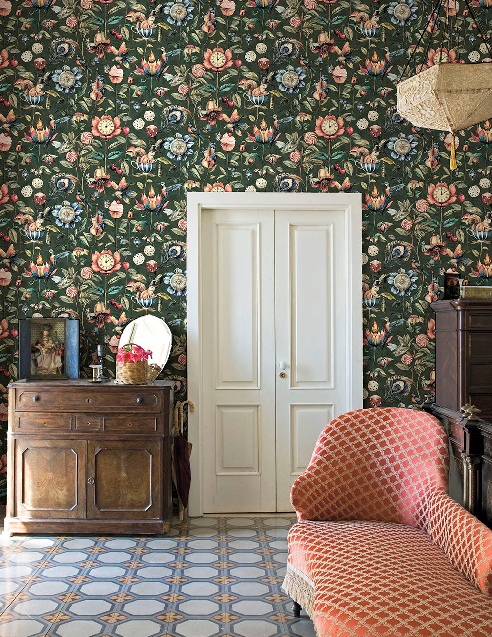 Intrade - Elysium Green Tales of the Manor Tapet