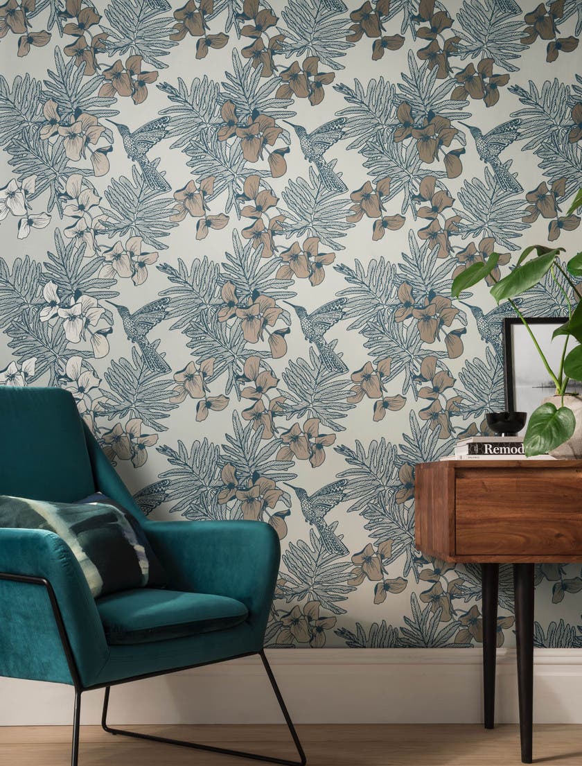 Hummingbird Lagoon NW Aurora