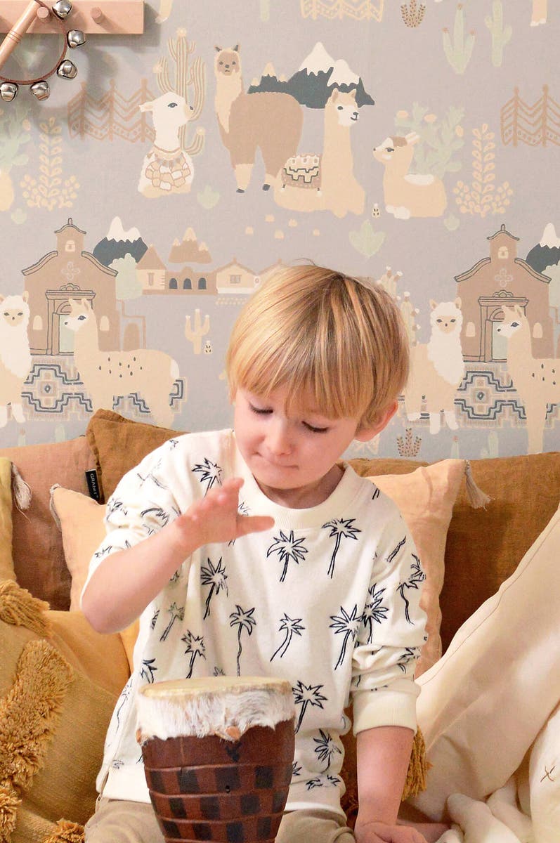 Majvillan - Lama Village Poetry