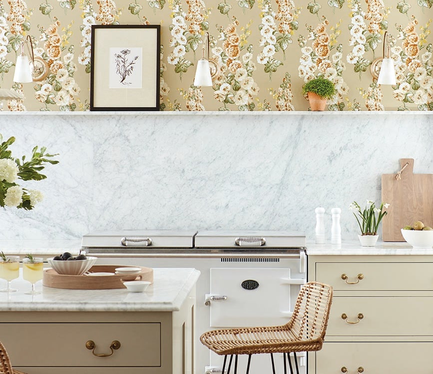 Sanderson - Hollyhocks Gold Metallic/ Sanderson One Sixty Wallp