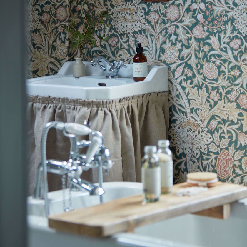 Morris & Co - Trent Teal Emery Walker`s House Wall