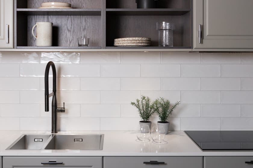 Village Vit blank 10x30