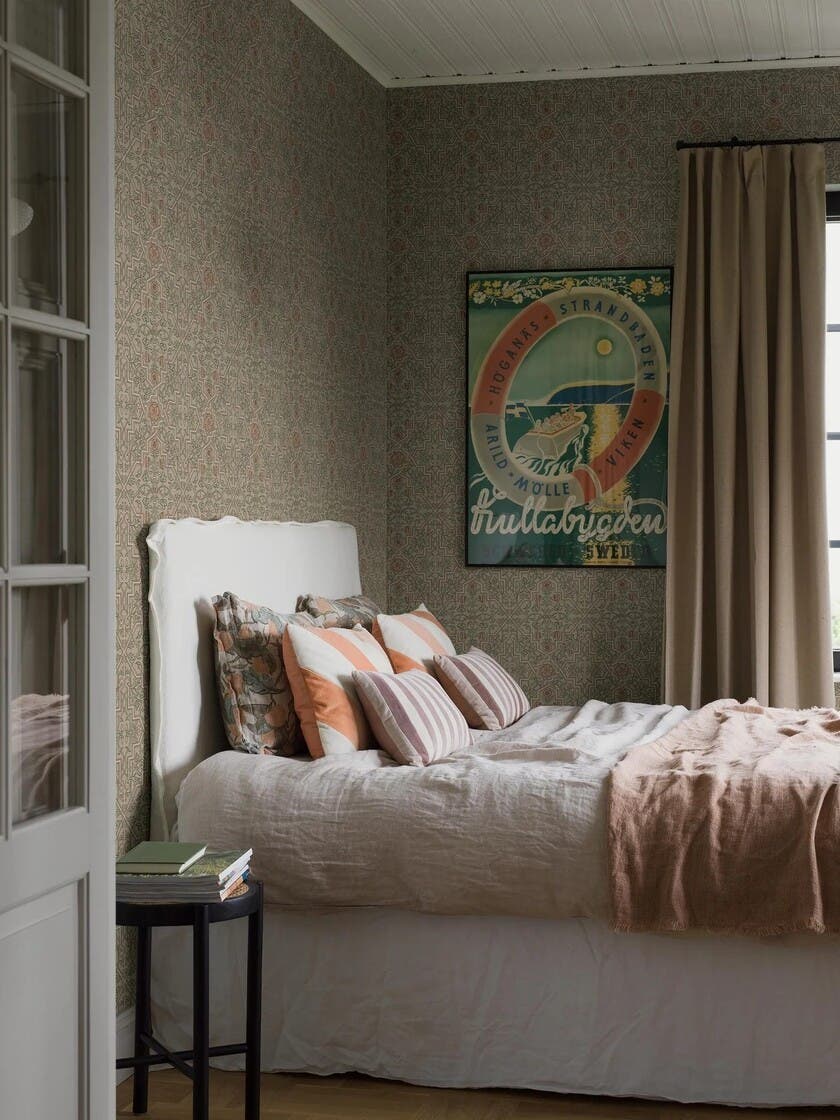 Rosenvinge, Anno wallpapers