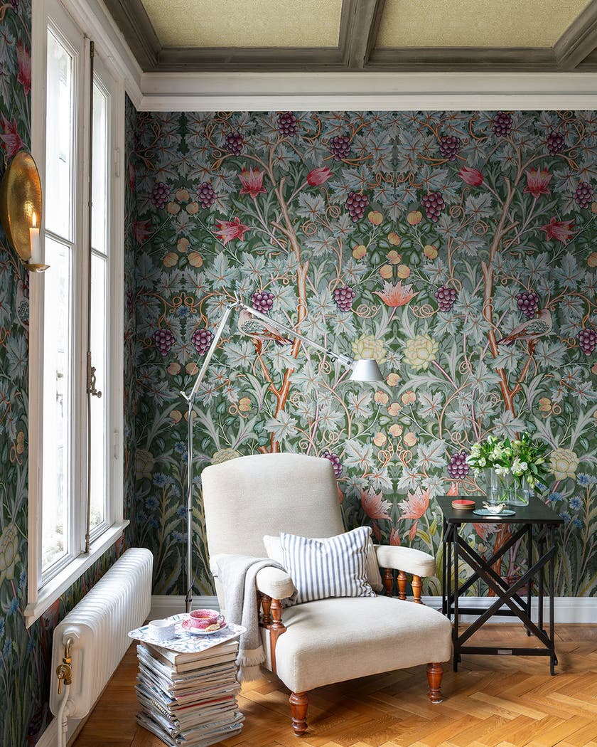 Midbec Tapeter - Vine Embroidery