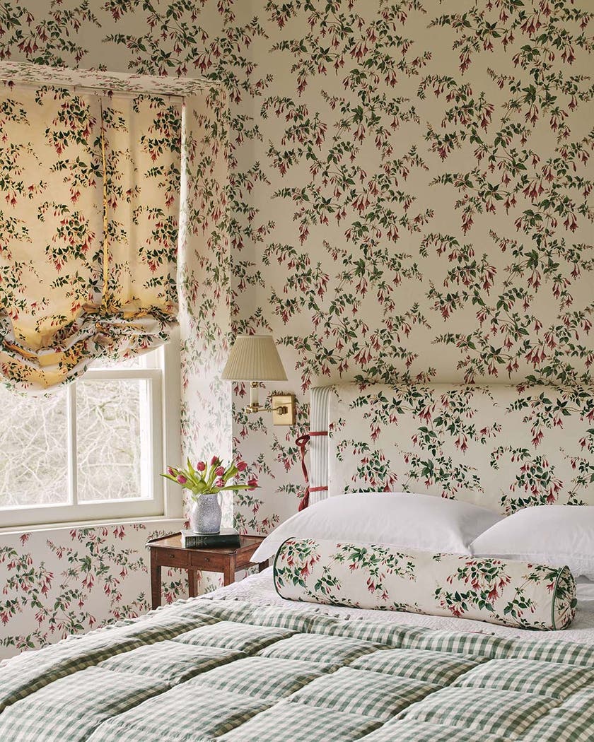 Colefax and Fowler - Fuchsia Red/Forest