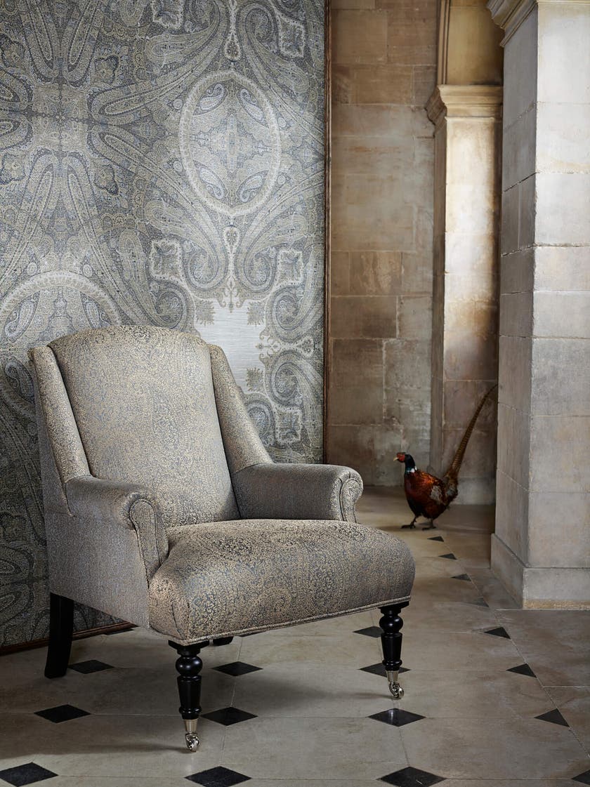 Zoffany - Elswick Paisley Blue Umbe Cotswolds Manor Wallpaper