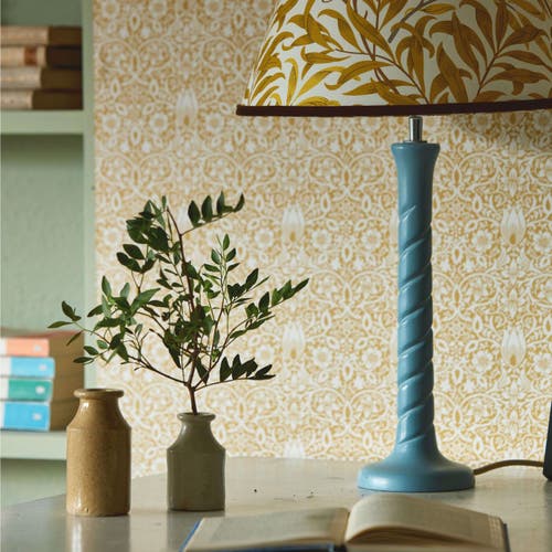 Morris & Co - Borage Sunflower Emery Walkers House Wall