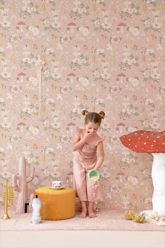 Majvillan - Old garden Poetry