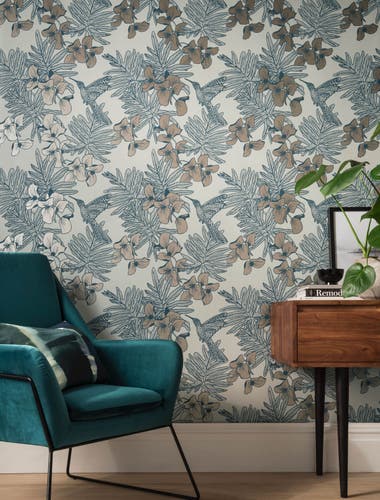 Carma - Hummingbird Lagoon NW Aurora