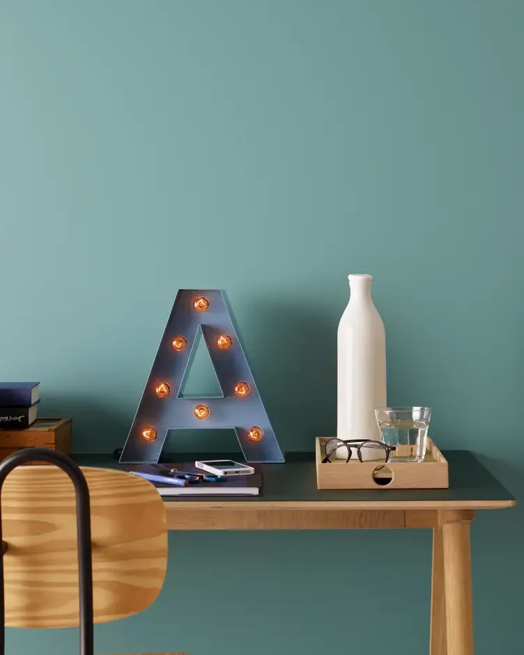 Sjösmaragd 6084 - Jotun Lady Pure Color