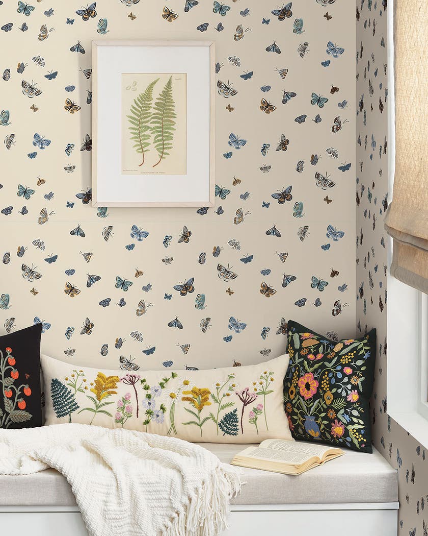 Midbec Tapeter - Butterfly House