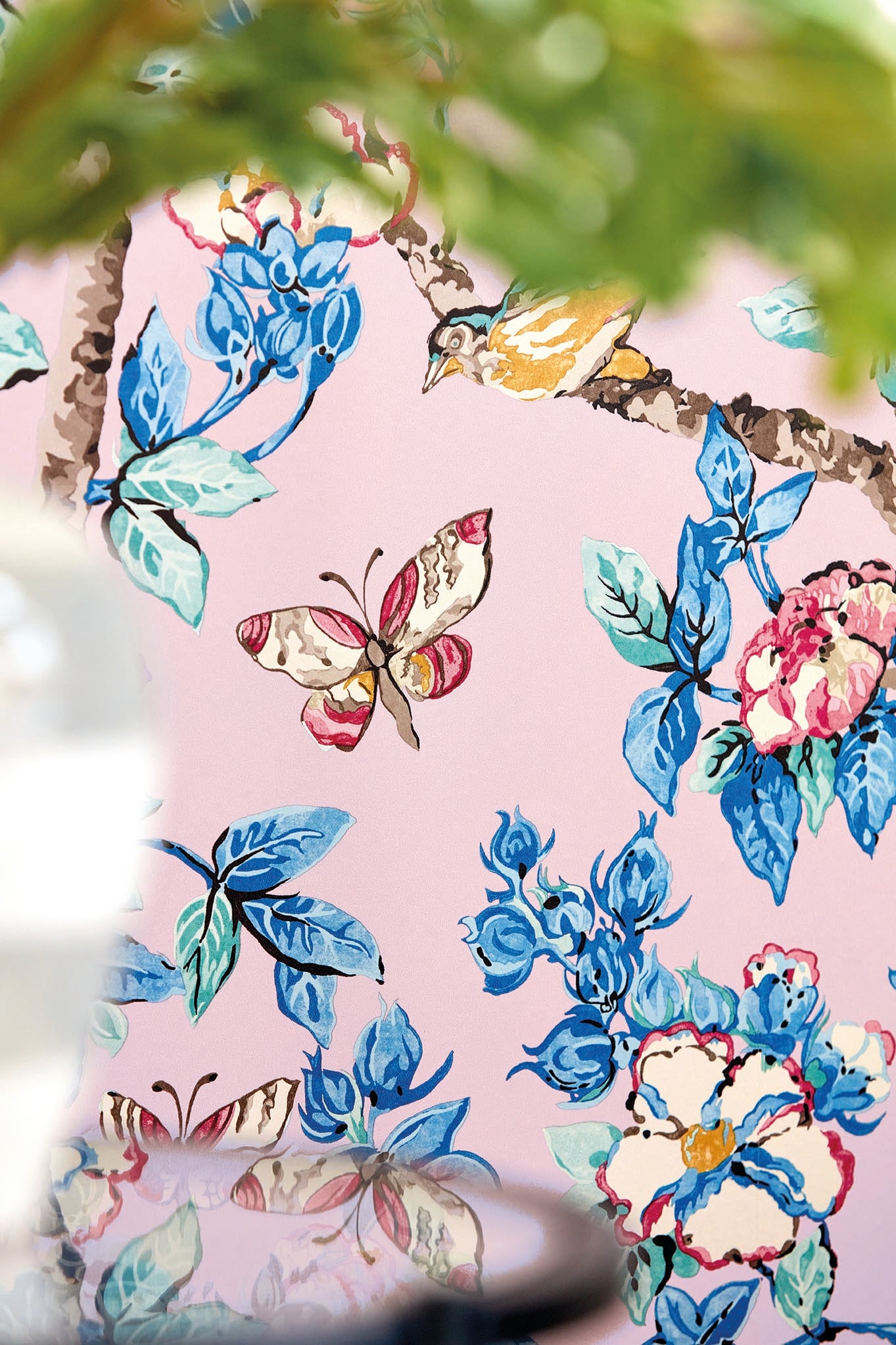 Sanderson - Caverley Rose/French Blue Sanderson One Sixty Wallp