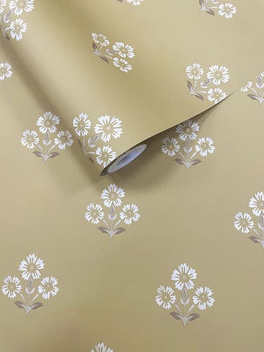 Intrade - Isadora Ochre Tales of the Manor Tapet